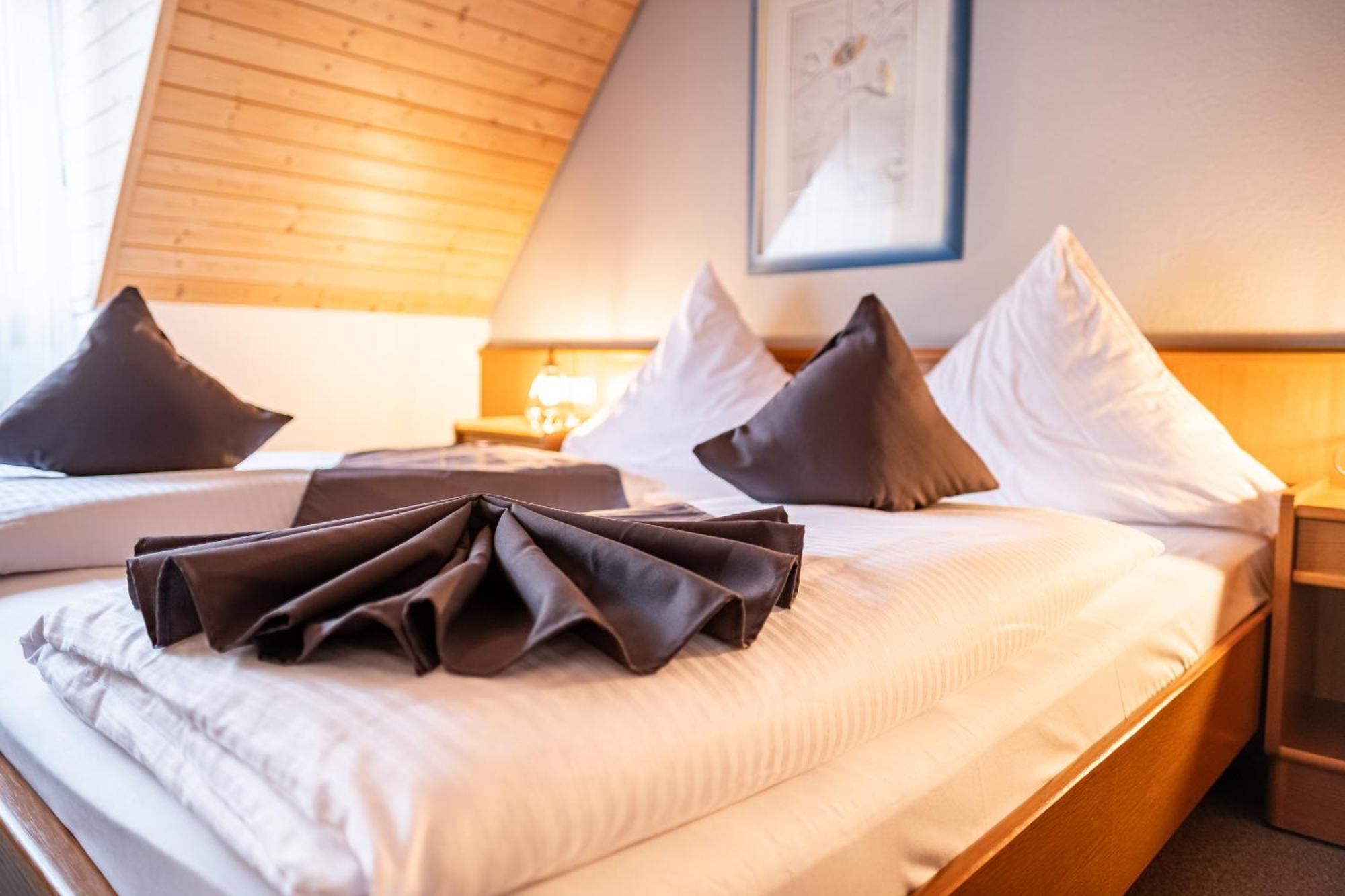 Mike'S Mosel Lodge Treis-Karden Exterior foto