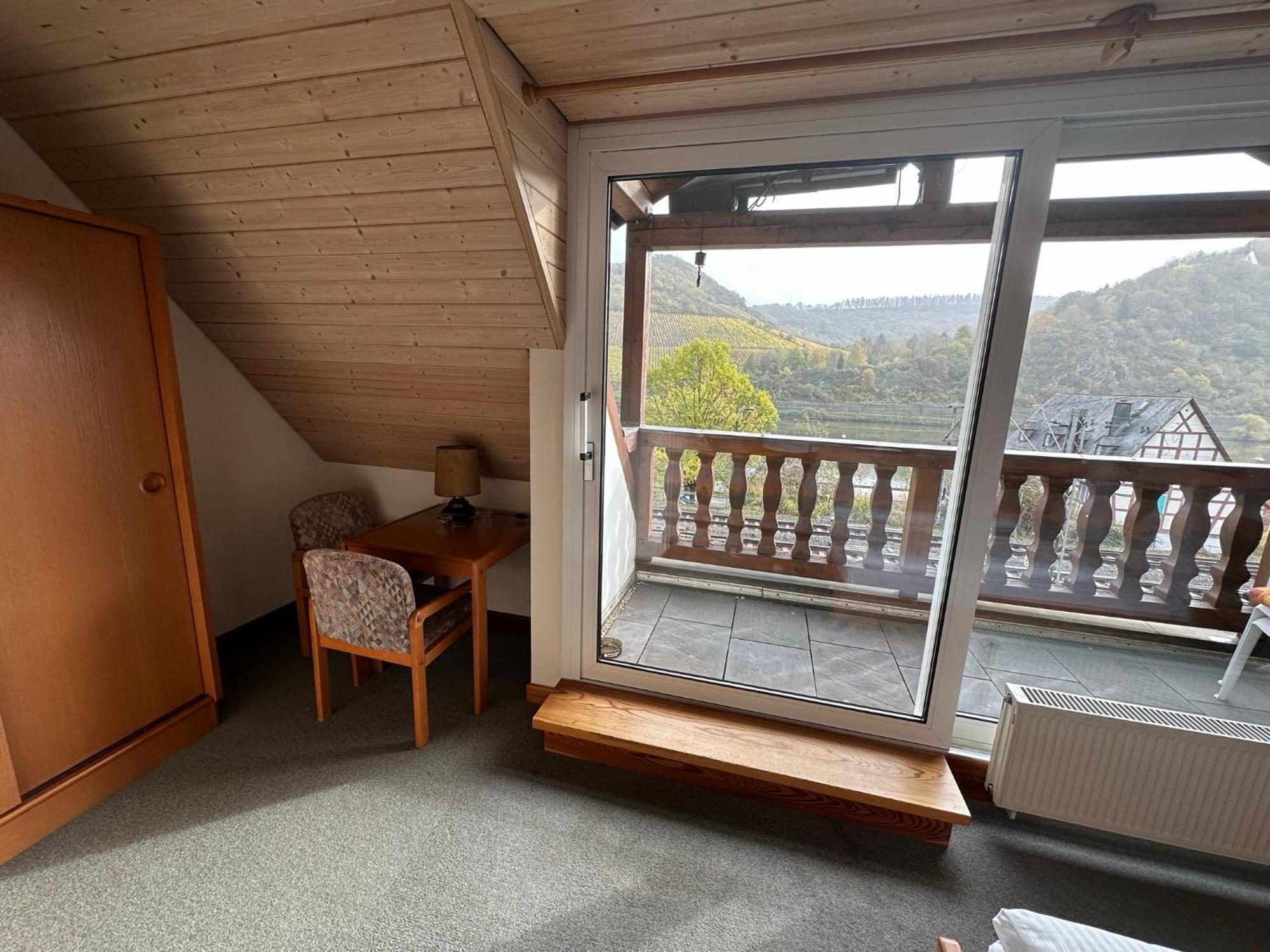 Mike'S Mosel Lodge Treis-Karden Exterior foto