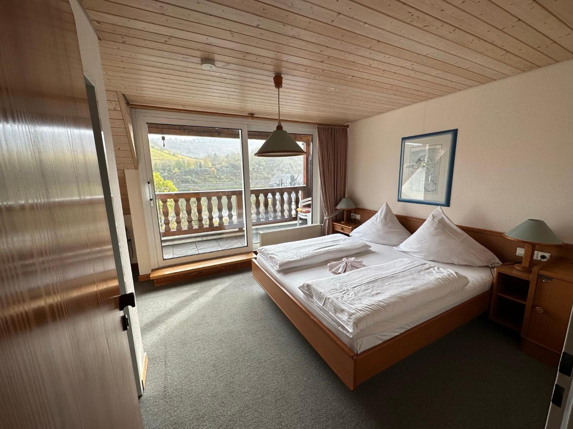 Mike'S Mosel Lodge Treis-Karden Exterior foto